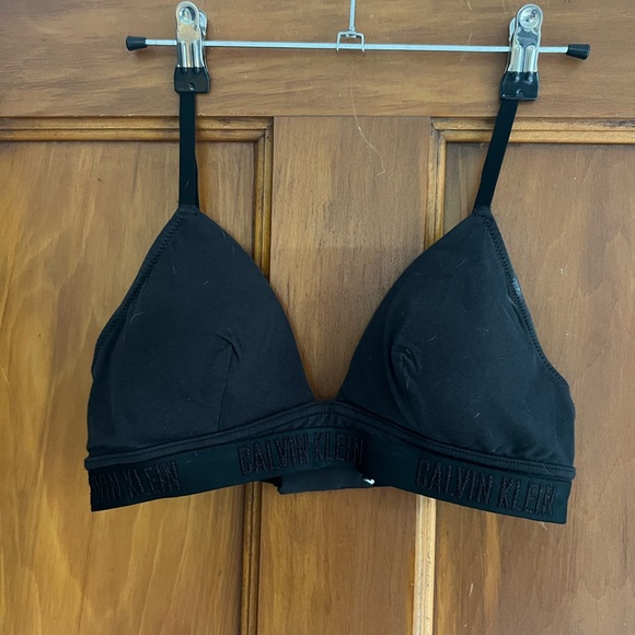 Calvin Klein Black Triangle Bralette - Picture 1 of 2